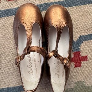 La Coqueta Girls' Metallic Copper Mary Jane Dress Shoes
